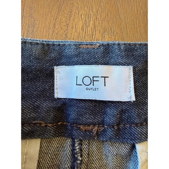 LOFT Outlet Women's Dark Wash Denim Shorts Size 6 Casual Everyday Style - Picture 5 of 7